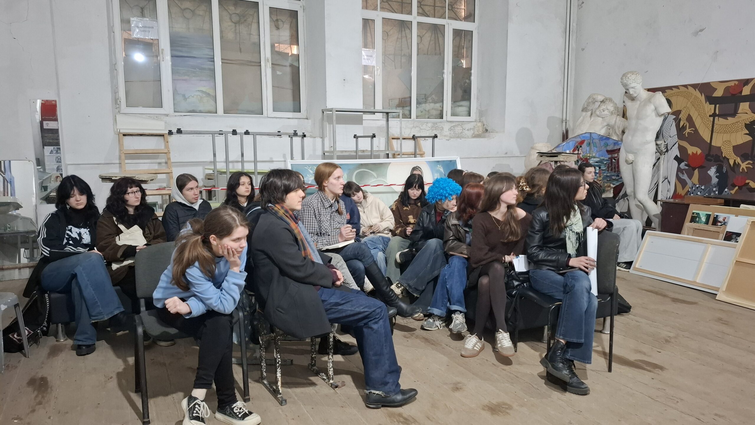 Лекція “Знати.Діяти.Захищати: безпека молоді під час війни”